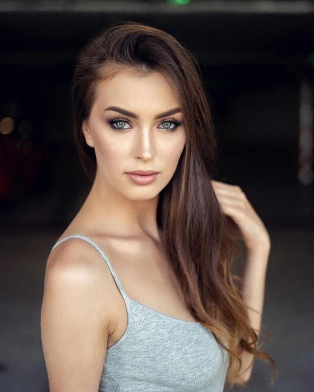 波兰美女 Ola Przywitowska