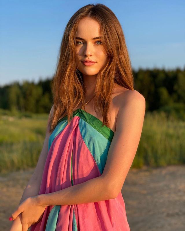 绝代佳人，出水芙蓉，俄罗斯新生代超模Kristina Pimenova